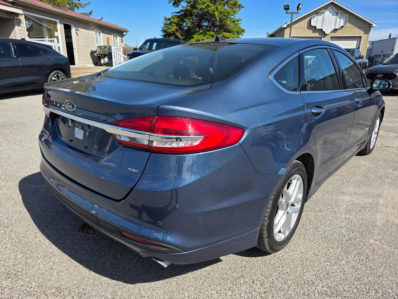 2018 Ford Fusion Energi SE Luxury 4dr Front-Wheel Drive Sedan Photo
