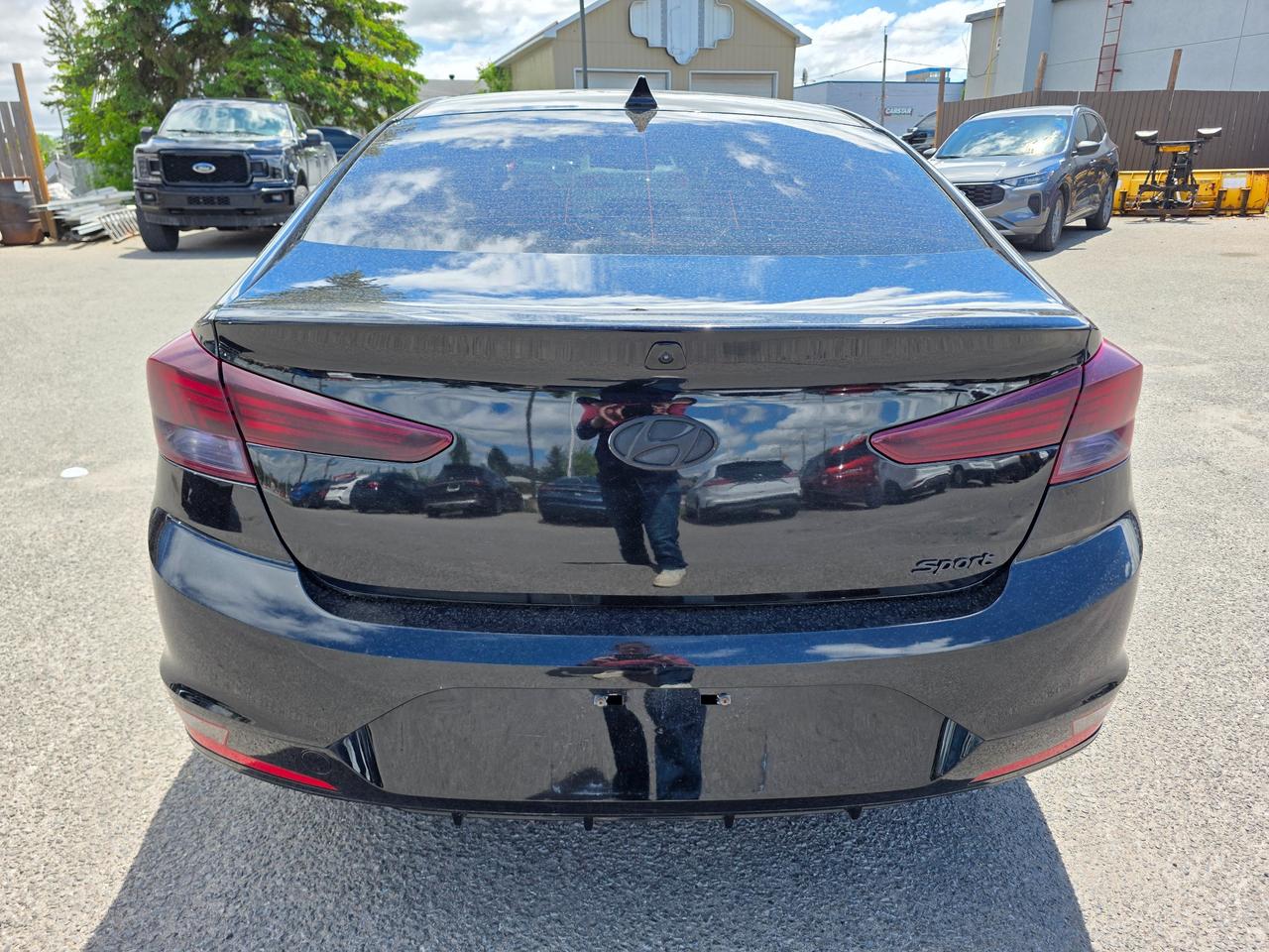 2020 Hyundai Elantra SPORT 4dr Sedan Photo