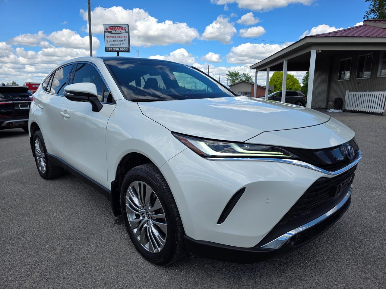 2022 Toyota Venza Limited 4dr All-Wheel Drive Photo0
