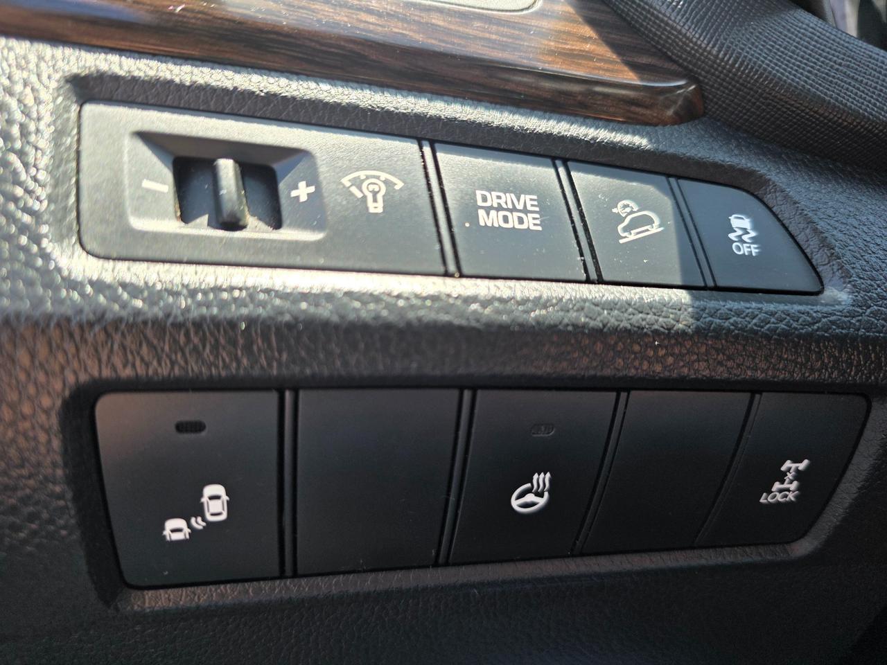 2018 Hyundai Santa Fe Sport 2.4 SE 4dr All-Wheel Drive Photo