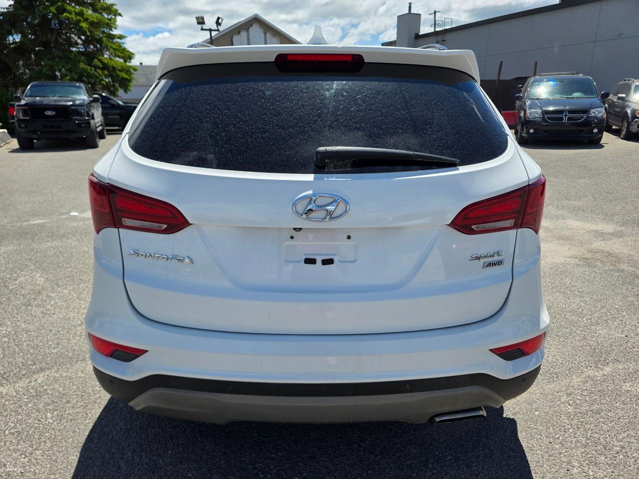 2018 Hyundai Santa Fe Sport 2.4 SE 4dr All-Wheel Drive Photo