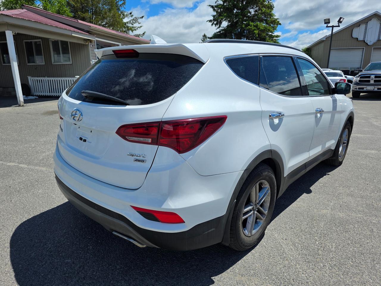 2018 Hyundai Santa Fe Sport 2.4 SE 4dr All-Wheel Drive Photo