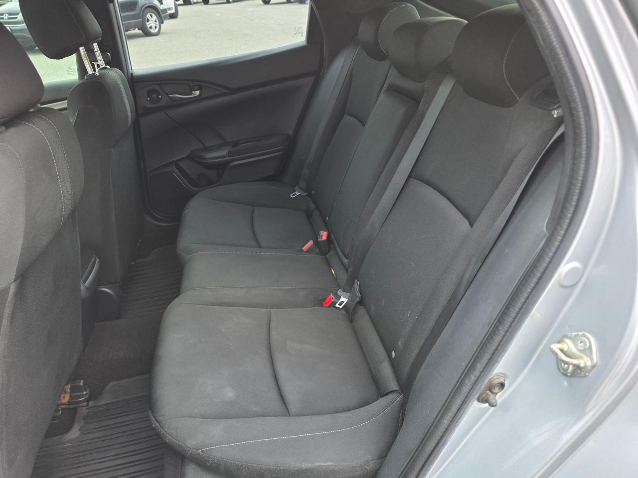 2017 Honda Civic LX (CVT) 4dr Hatchback Photo