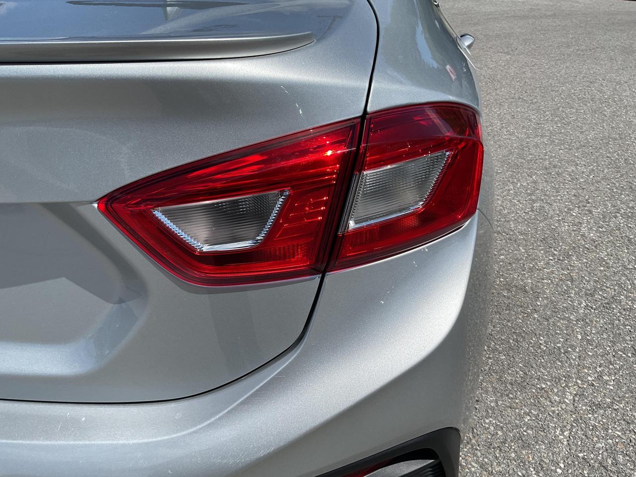 2018 Chevrolet Cruze LT Auto 4dr Sedan Photo