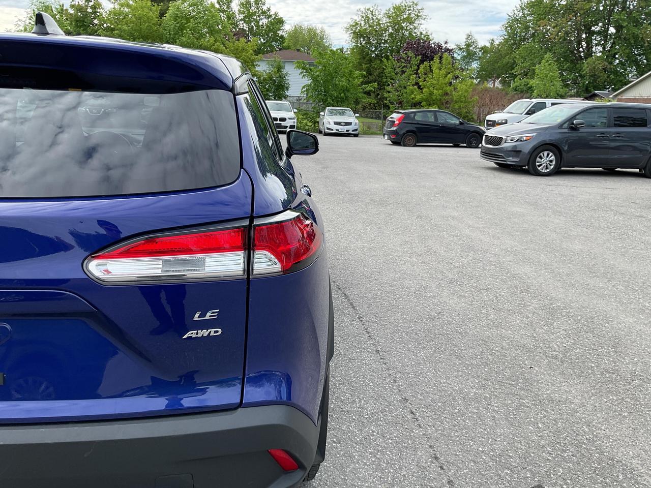 2025 Toyota Corolla Cross LE 4dr All-Wheel Drive Photo