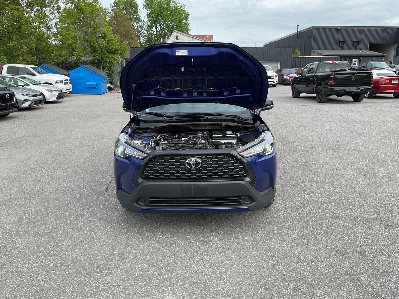 2025 Toyota Corolla Cross LE 4dr All-Wheel Drive Photo
