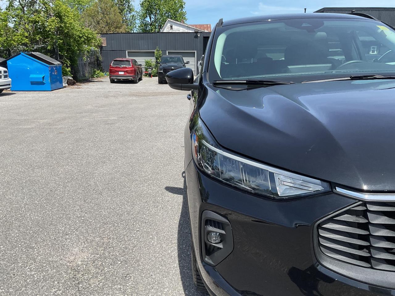 2025 Ford Escape PHEV 4dr Front-Wheel Drive Photo