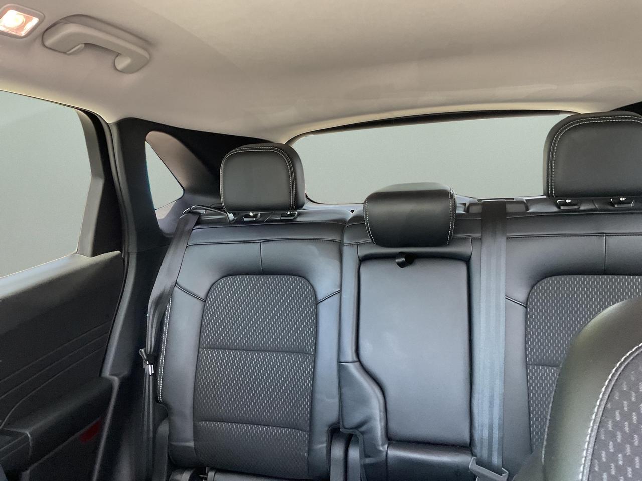 2025 Ford Escape PHEV 4dr Front-Wheel Drive Photo