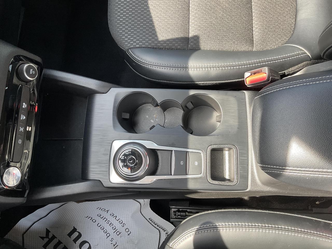 2025 Ford Escape PHEV 4dr Front-Wheel Drive Photo