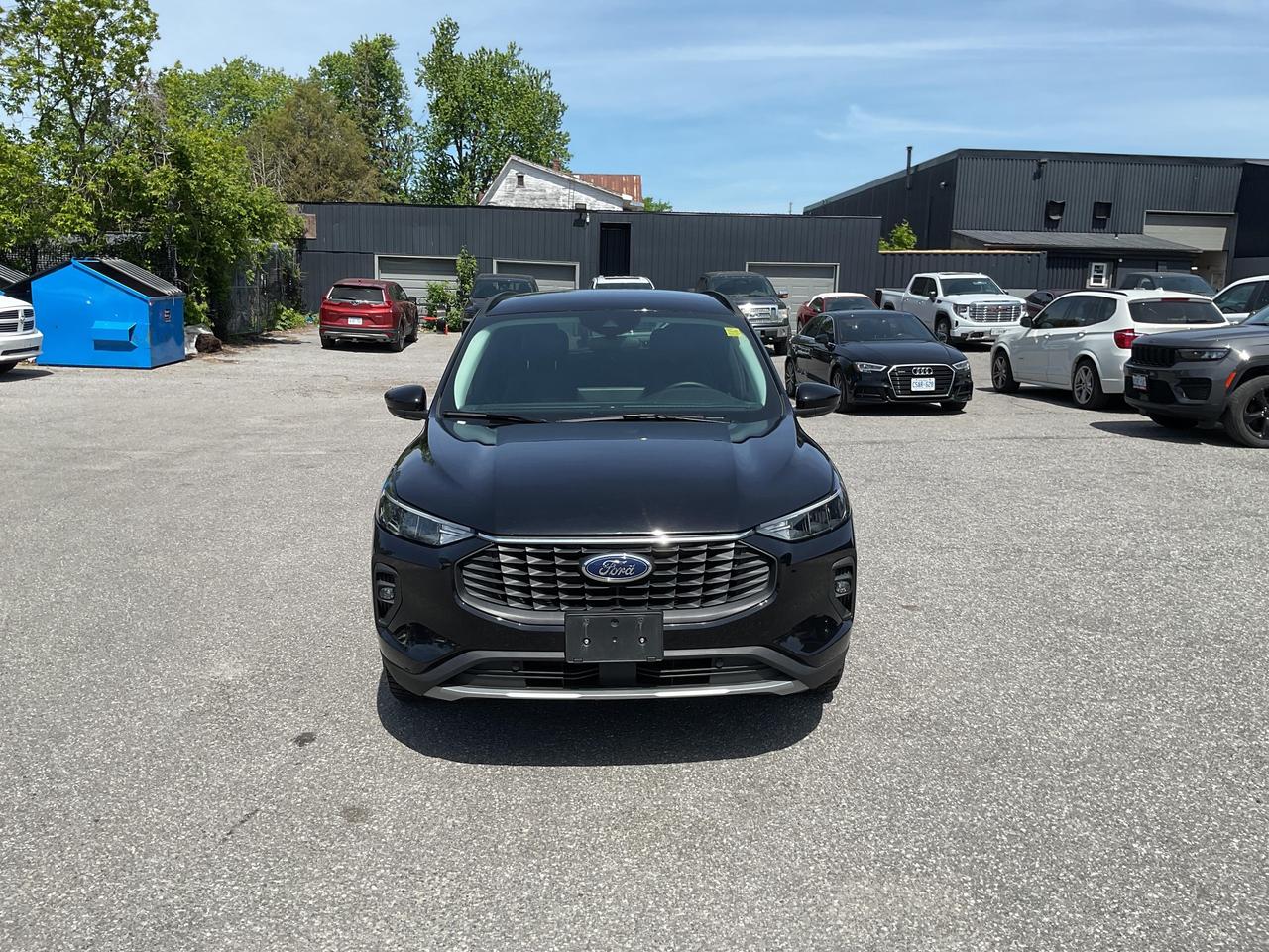 2025 Ford Escape PHEV 4dr Front-Wheel Drive Photo