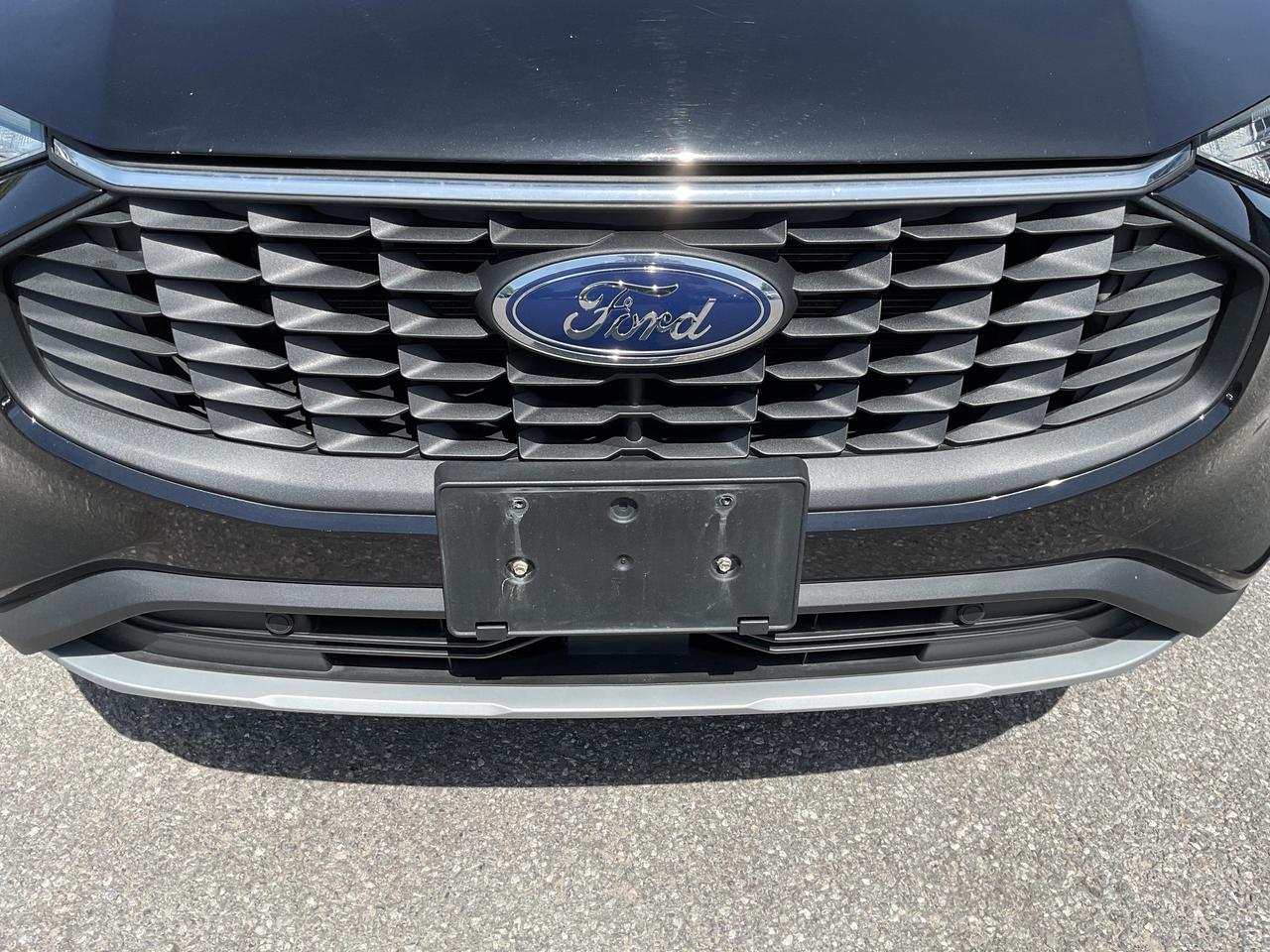 2025 Ford Escape PHEV 4dr Front-Wheel Drive Photo