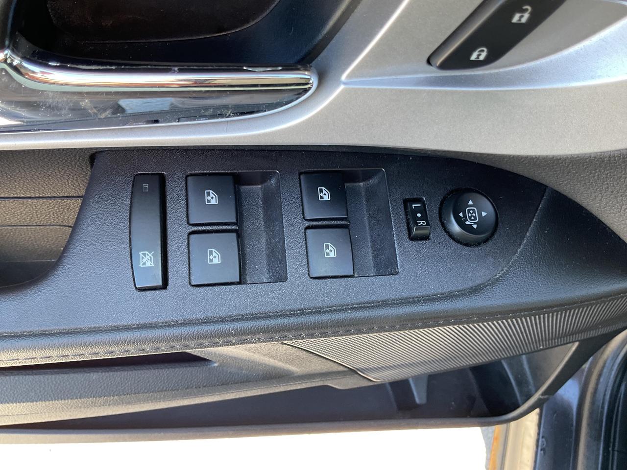 2016 Chevrolet Equinox LT Front-wheel Drive Photo