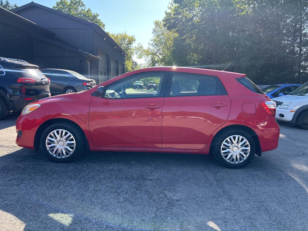 2010 Toyota Matrix  Photo