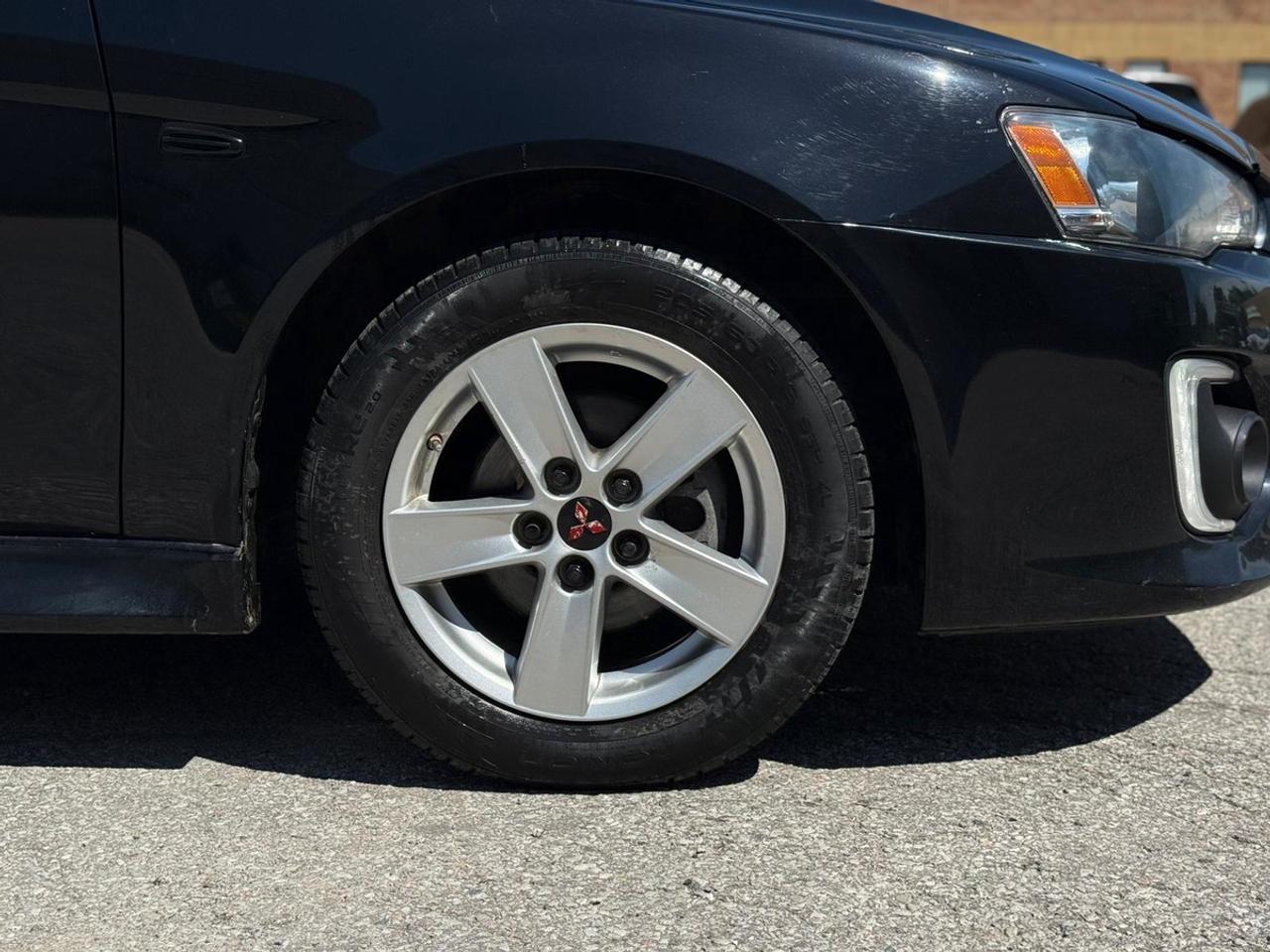 2017 Mitsubishi Lancer SE Photo