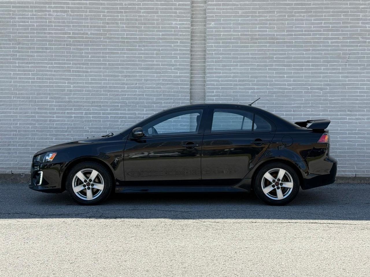 2017 Mitsubishi Lancer SE Photo