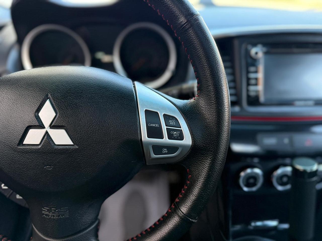 2017 Mitsubishi Lancer SE Photo