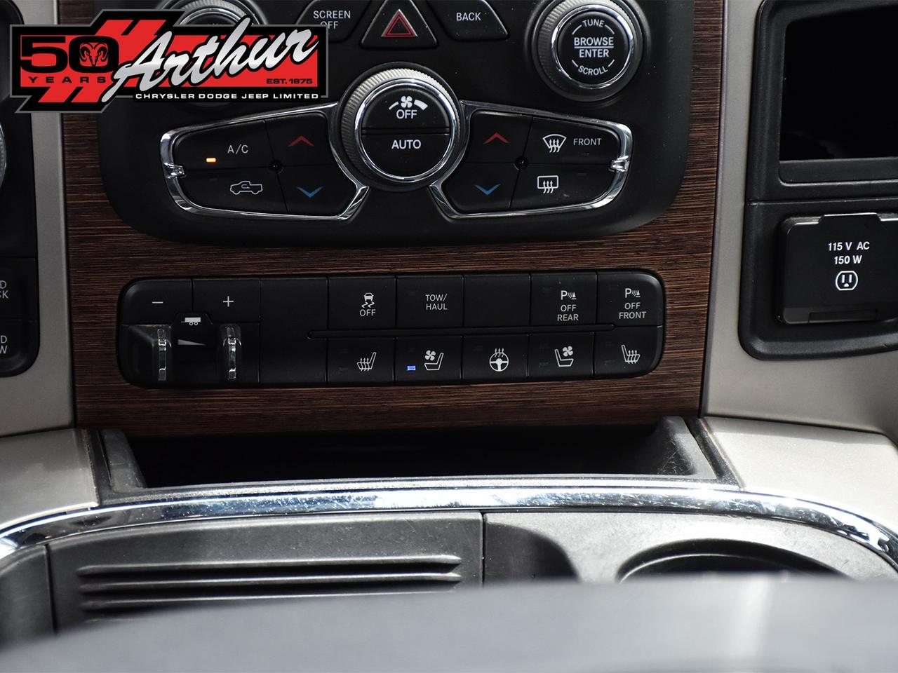 2018 RAM 1500 LARAMIE CREW CAB 4X4 Photo