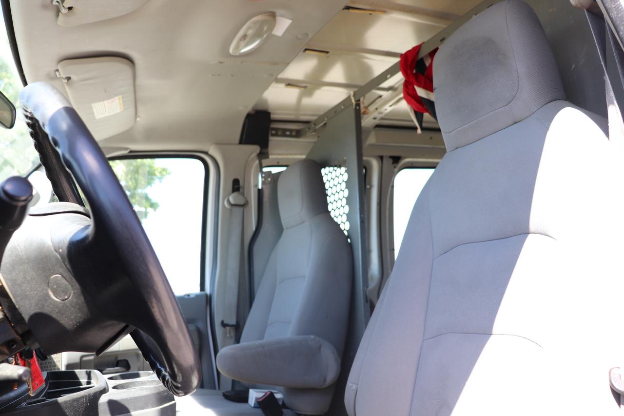 2009 Ford Econoline  Photo
