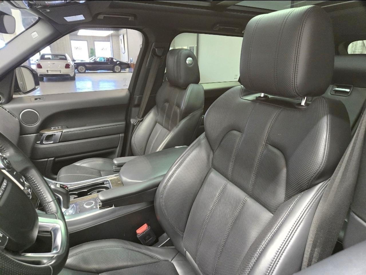 2017 Land Rover Range Rover Sport TD6 HSE 4x4 DIESEL Photo