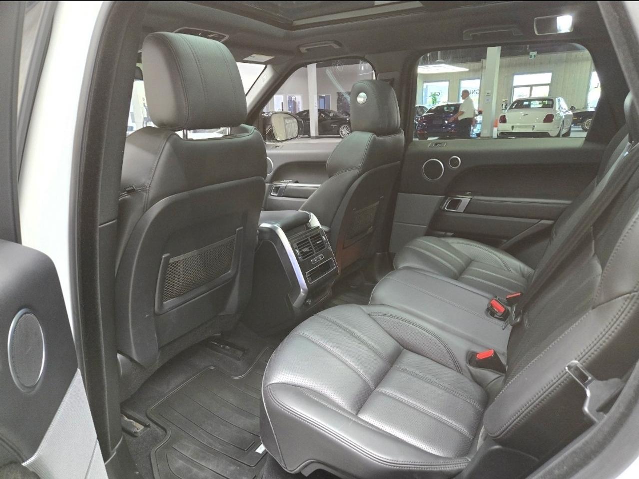 2017 Land Rover Range Rover Sport TD6 HSE 4x4 DIESEL Photo
