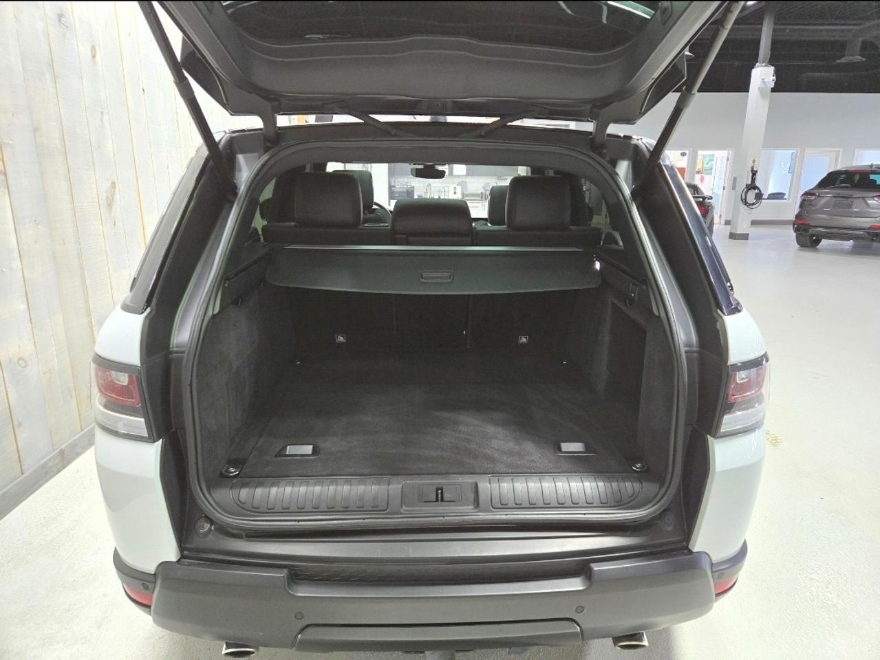 2017 Land Rover Range Rover Sport TD6 HSE 4x4 DIESEL Photo