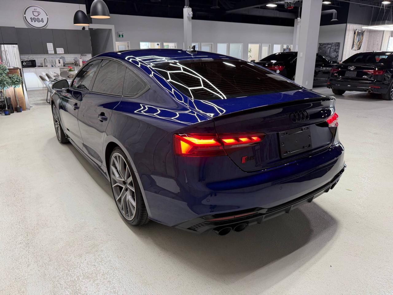 2025 Audi S5 Sportback PROGRESSIV 3.0T QUATTRO BLACK OPTICS Photo