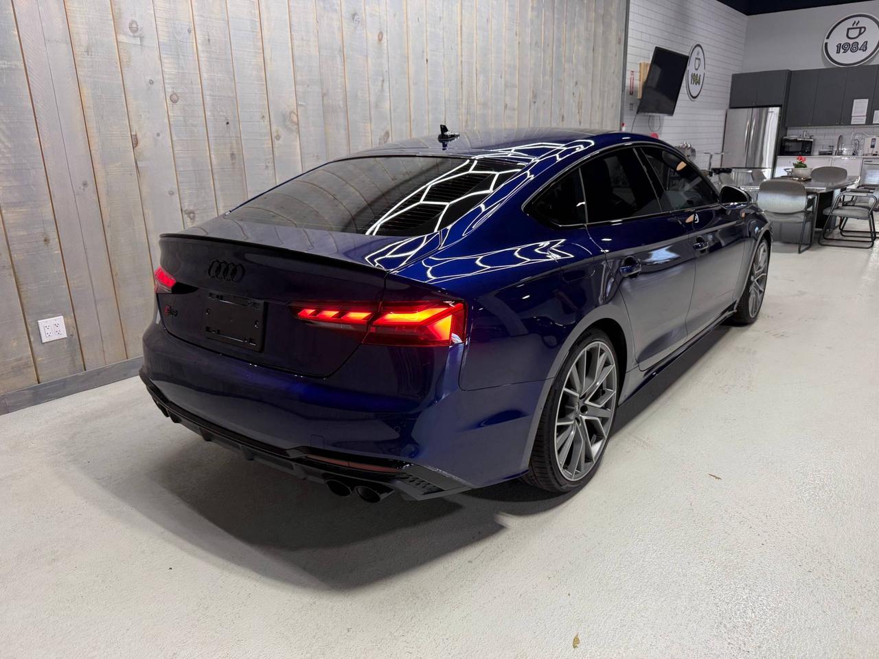 2025 Audi S5 Sportback PROGRESSIV 3.0T QUATTRO BLACK OPTICS Photo