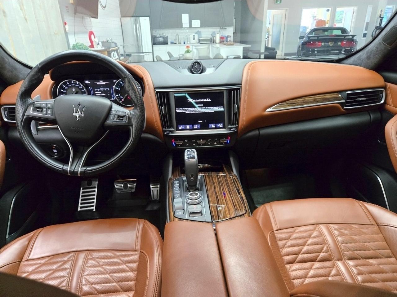 2021 Maserati Levante GTS 3.8L  AWD  550HP Photo