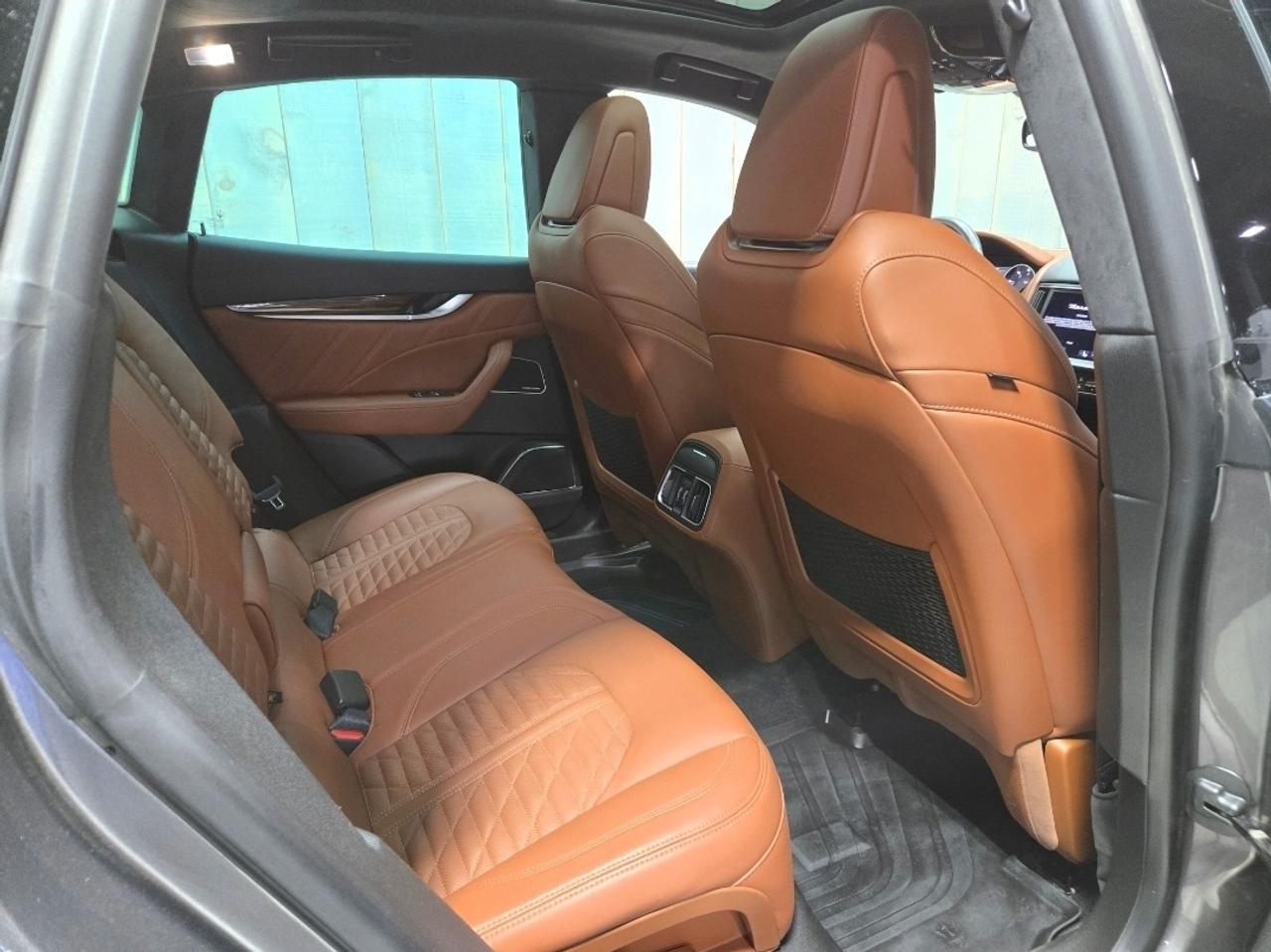 2021 Maserati Levante GTS 3.8L  AWD  550HP Photo