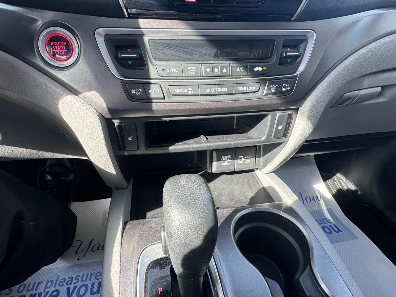 2020 Honda Pilot EX-L Navi 4dr All-Wheel Drive Photo