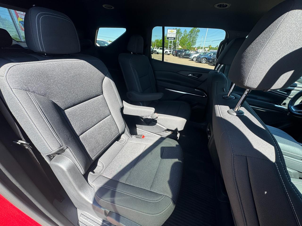 2025 Chevrolet Traverse LT 4dr All-Wheel Drive Photo