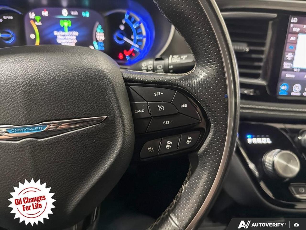 2020 Chrysler Pacifica Hybrid Limited 2WD Photo