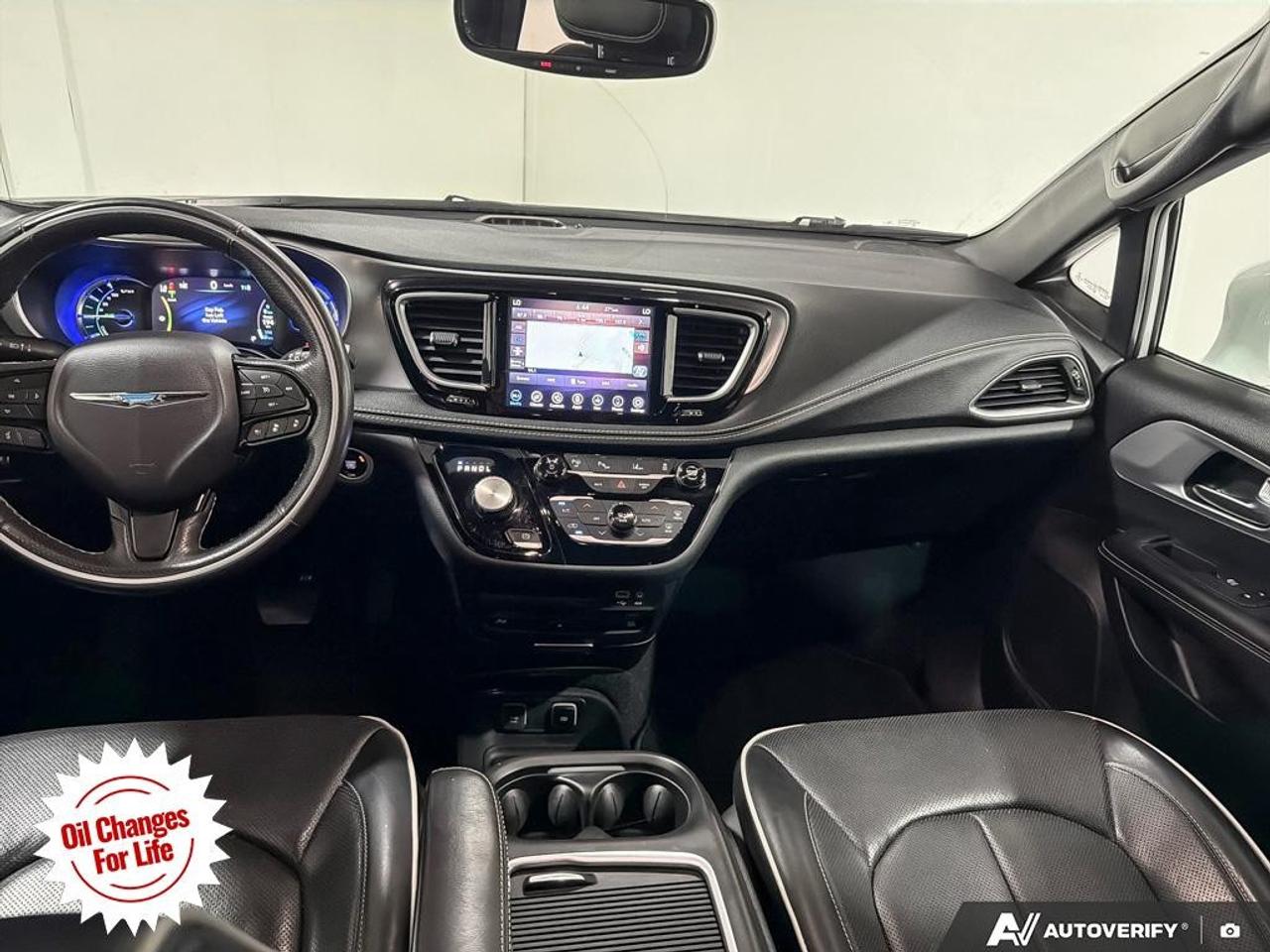 2020 Chrysler Pacifica Hybrid Limited 2WD Photo
