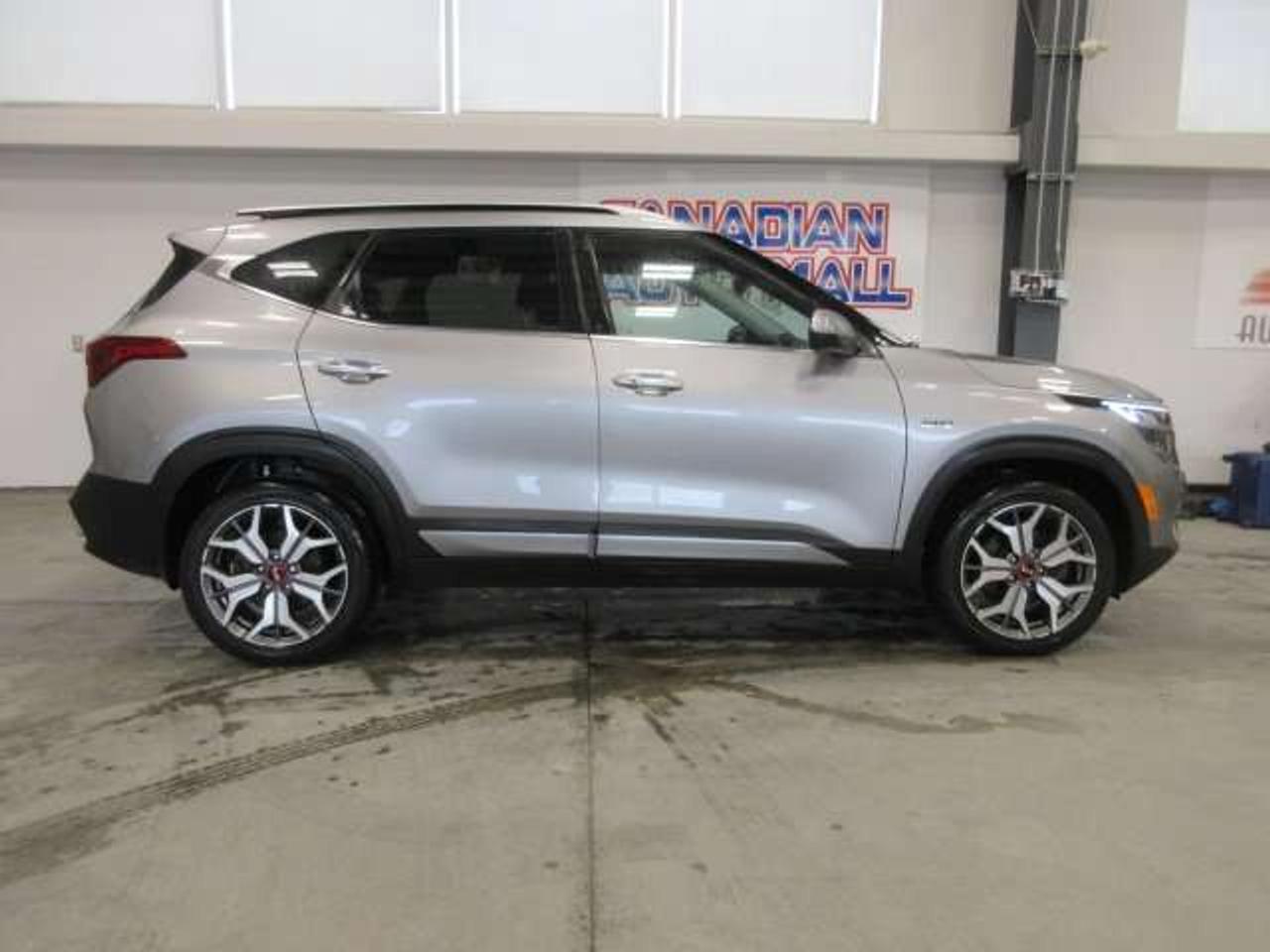 2021 Kia Seltos SX LOADED WITH EVERY OPTION!! Photo