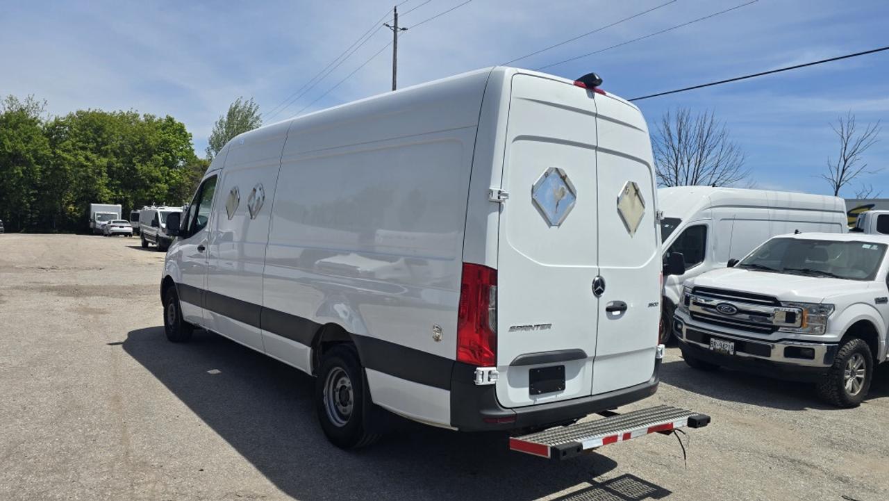 2020 Mercedes-Benz Sprinter Cargo Van 3500 Super Single Wheel - V6 Diesel - Big Screen/C Photo