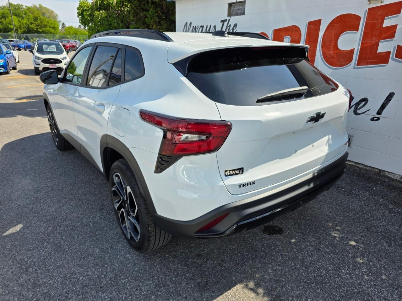2025 Chevrolet Trax 2RS 4dr Front-Wheel Drive Photo
