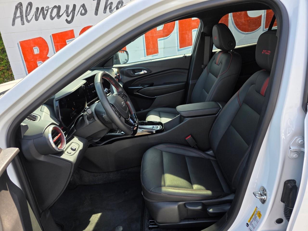 2025 Chevrolet Trax 2RS 4dr Front-Wheel Drive Photo