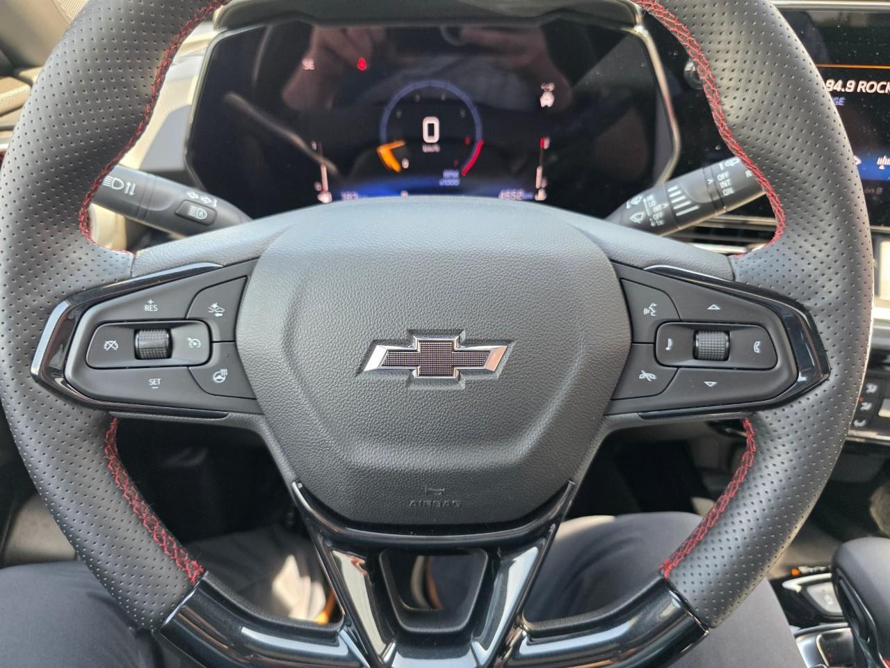 2025 Chevrolet Trax 2RS 4dr Front-Wheel Drive Photo