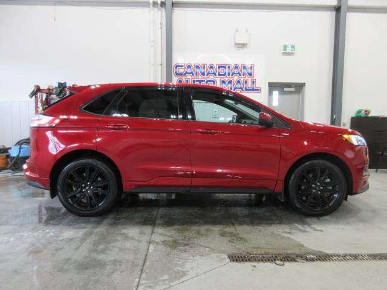 2022 Ford Edge ST LINE AWD, NAV, ROOF, LEATHER, JUST 56K! Photo