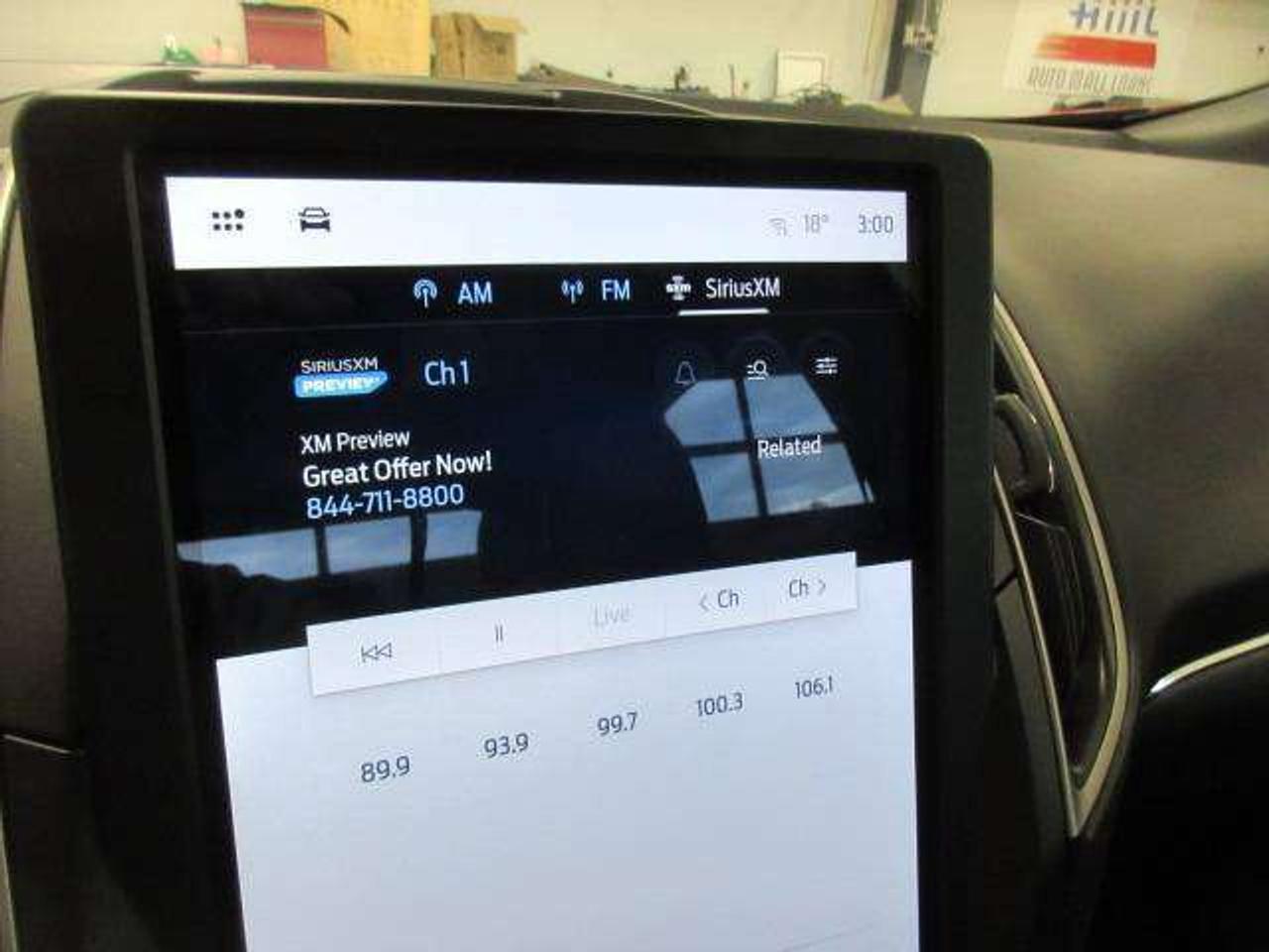 2022 Ford Edge ST LINE AWD, NAV, ROOF, LEATHER, JUST 56K! Photo