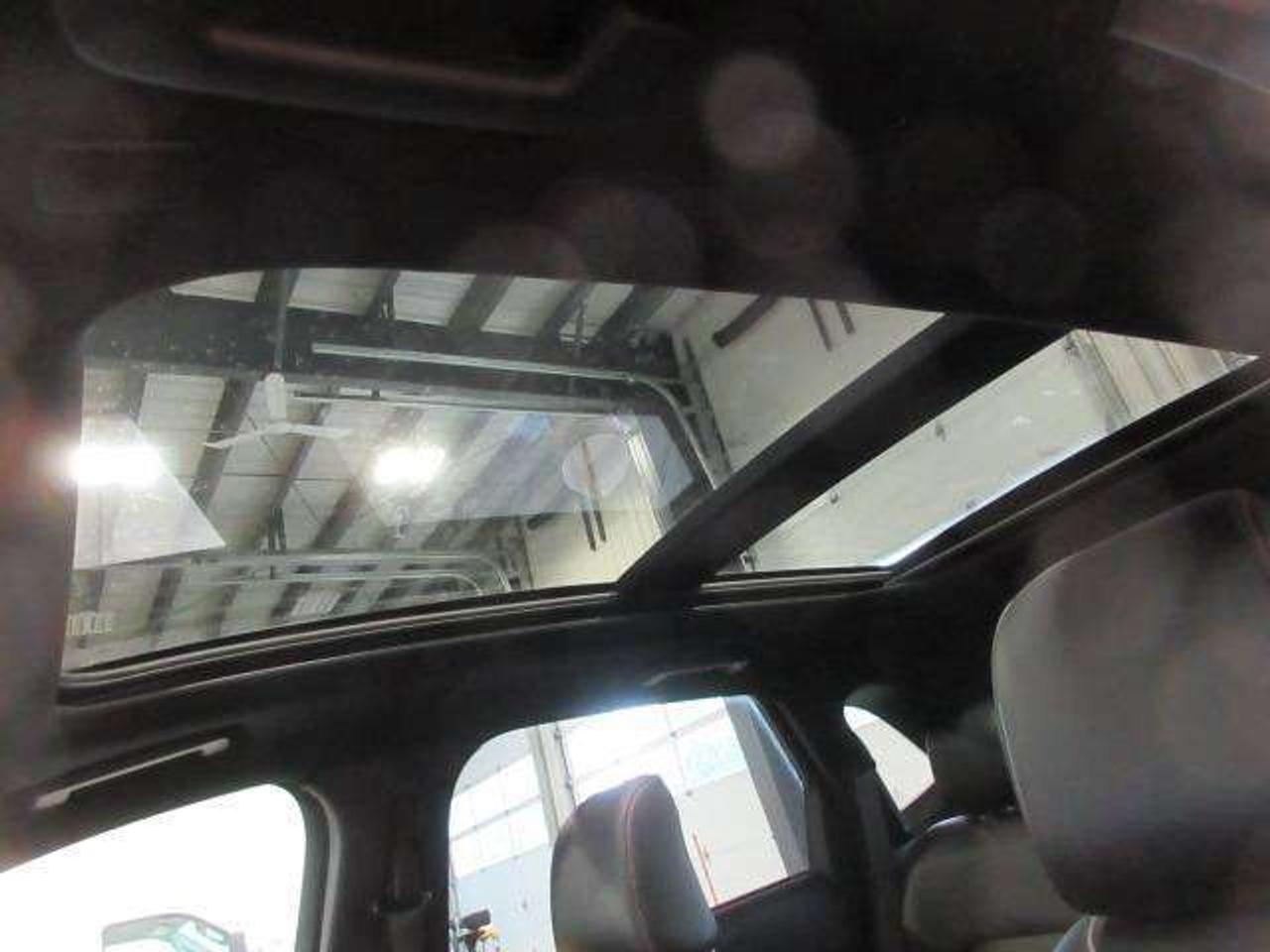 2022 Ford Edge ST LINE AWD, NAV, ROOF, LEATHER, JUST 56K! Photo