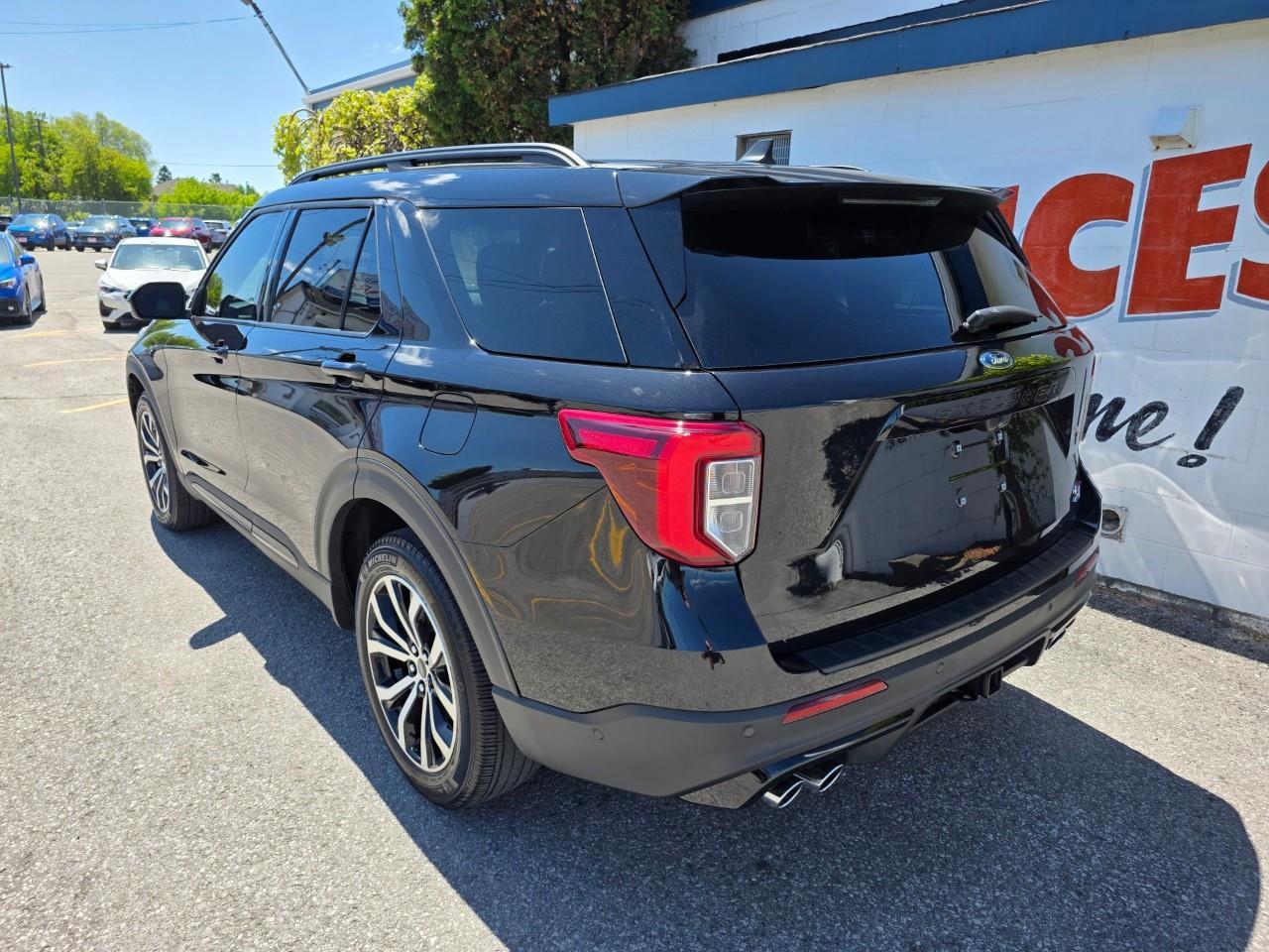 2022 Ford Explorer ST 4dr 4x4 Photo