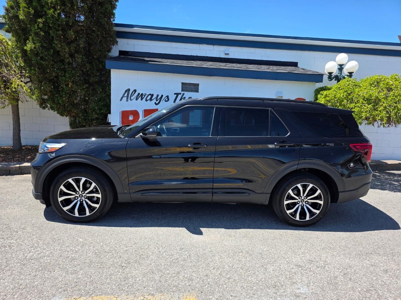 2022 Ford Explorer ST 4dr 4x4 Photo
