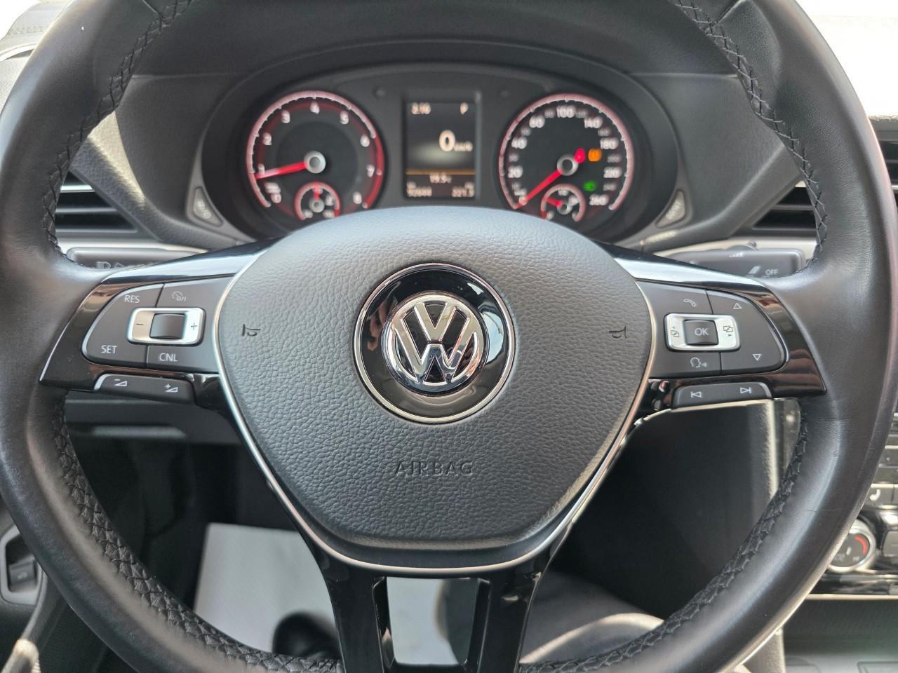 2020 Volkswagen Passat Comfortline 4dr Sedan Photo