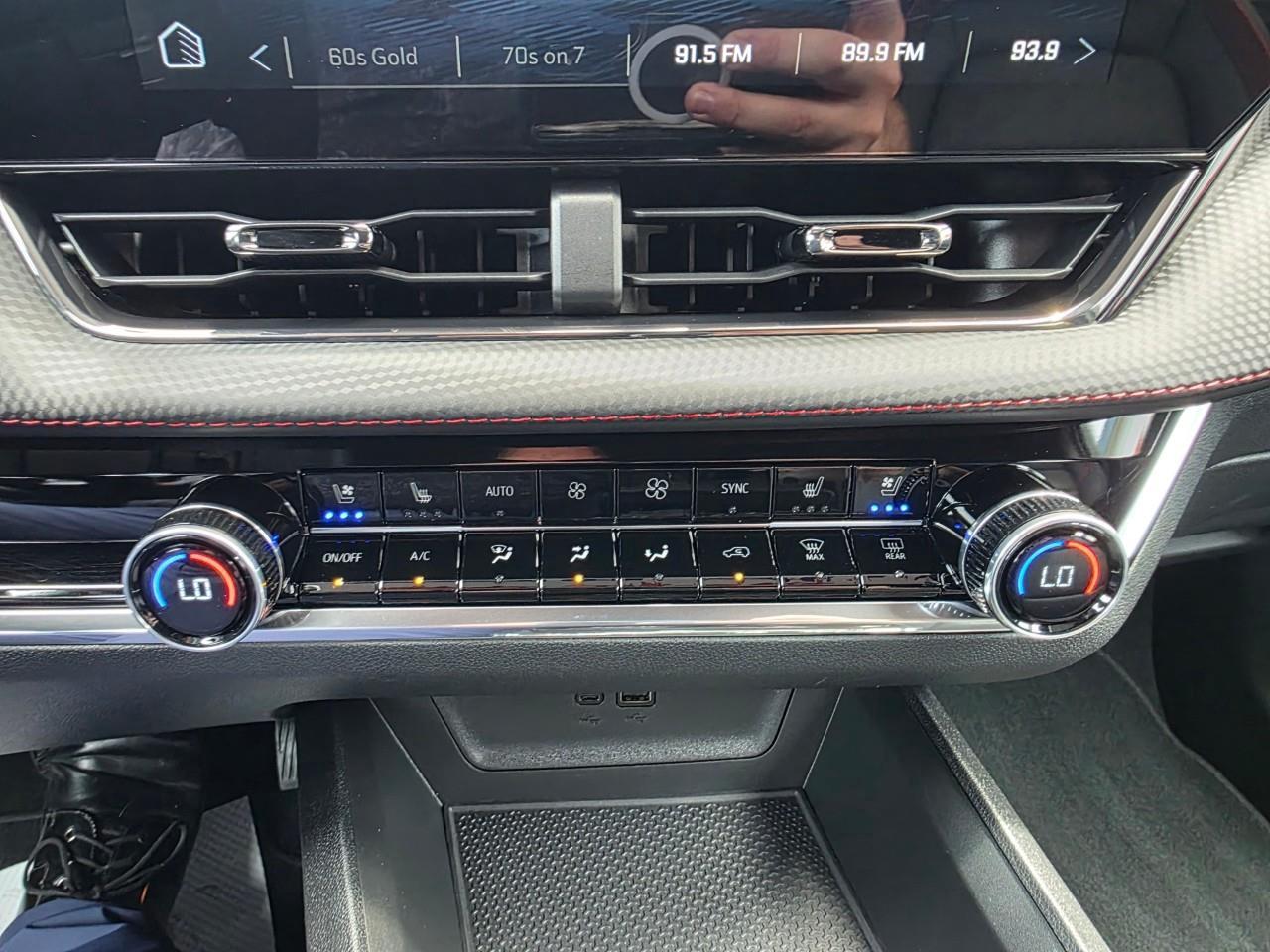 2025 Chevrolet Equinox RS 4dr All-Wheel Drive Photo