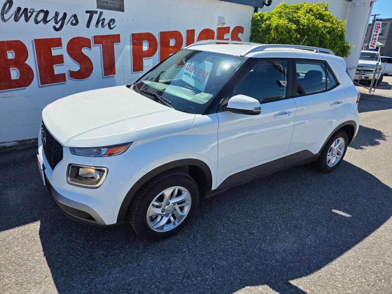 2026 Hyundai Venue Preferred 4dr Front-Wheel Drive Photo3