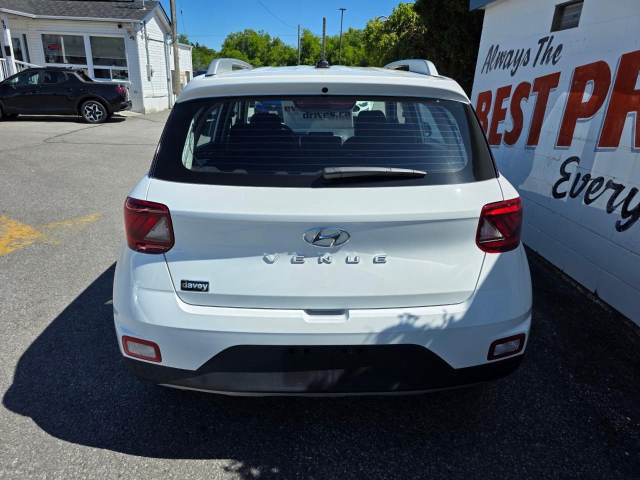 2026 Hyundai Venue Preferred 4dr Front-Wheel Drive Photo