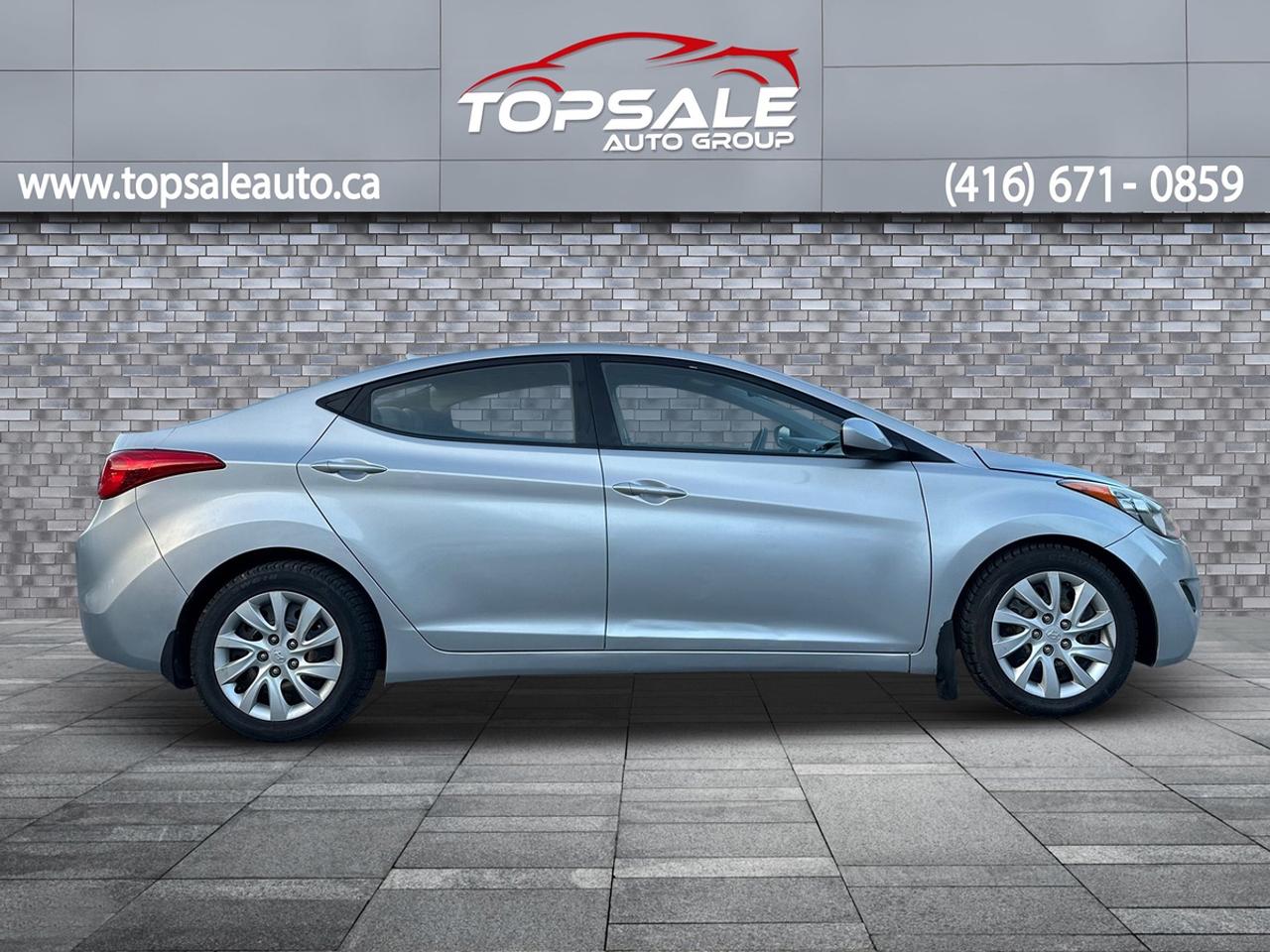 2012 Hyundai Elantra GLS Photo