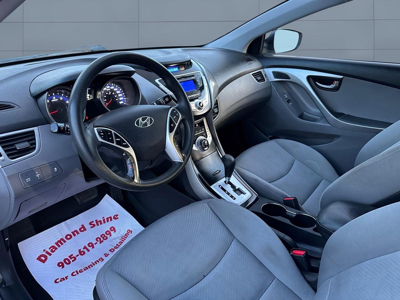 2012 Hyundai Elantra GLS Photo