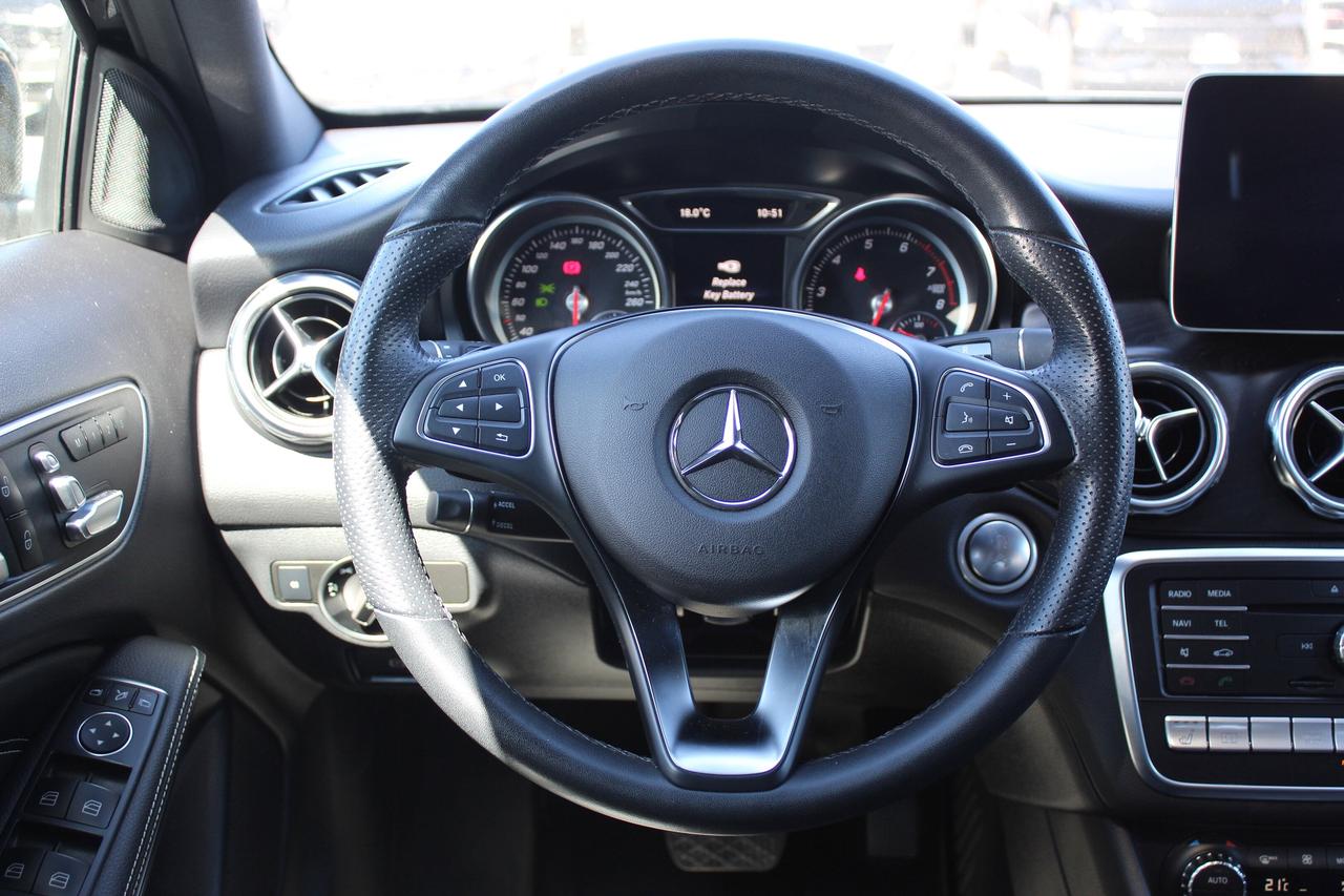 2019 Mercedes-Benz GLA GLA 250 Photo